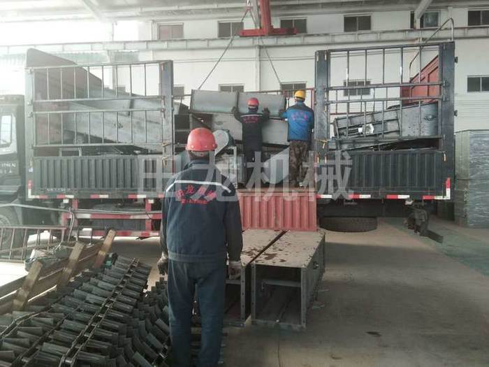 四川成都板链提升机